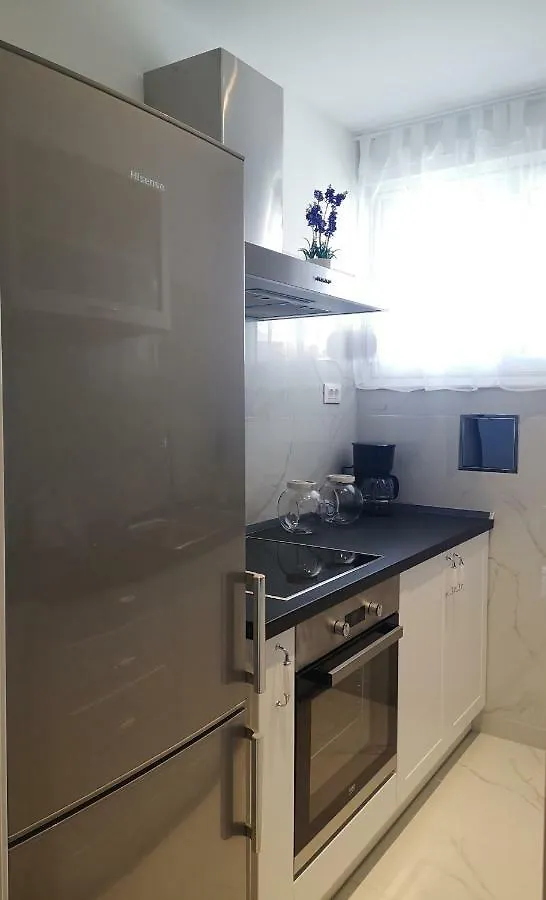 Comfort Stay Apartments Split 0*,